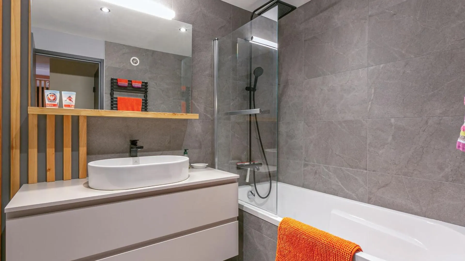 Appartement Renove Avec Wifi Et Animaux Acceptes Au Coeur De Val-D'Isere - Fr-1-694-366 0*,  Γαλλία